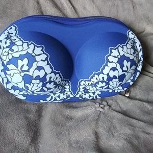 NWOT - Bra case